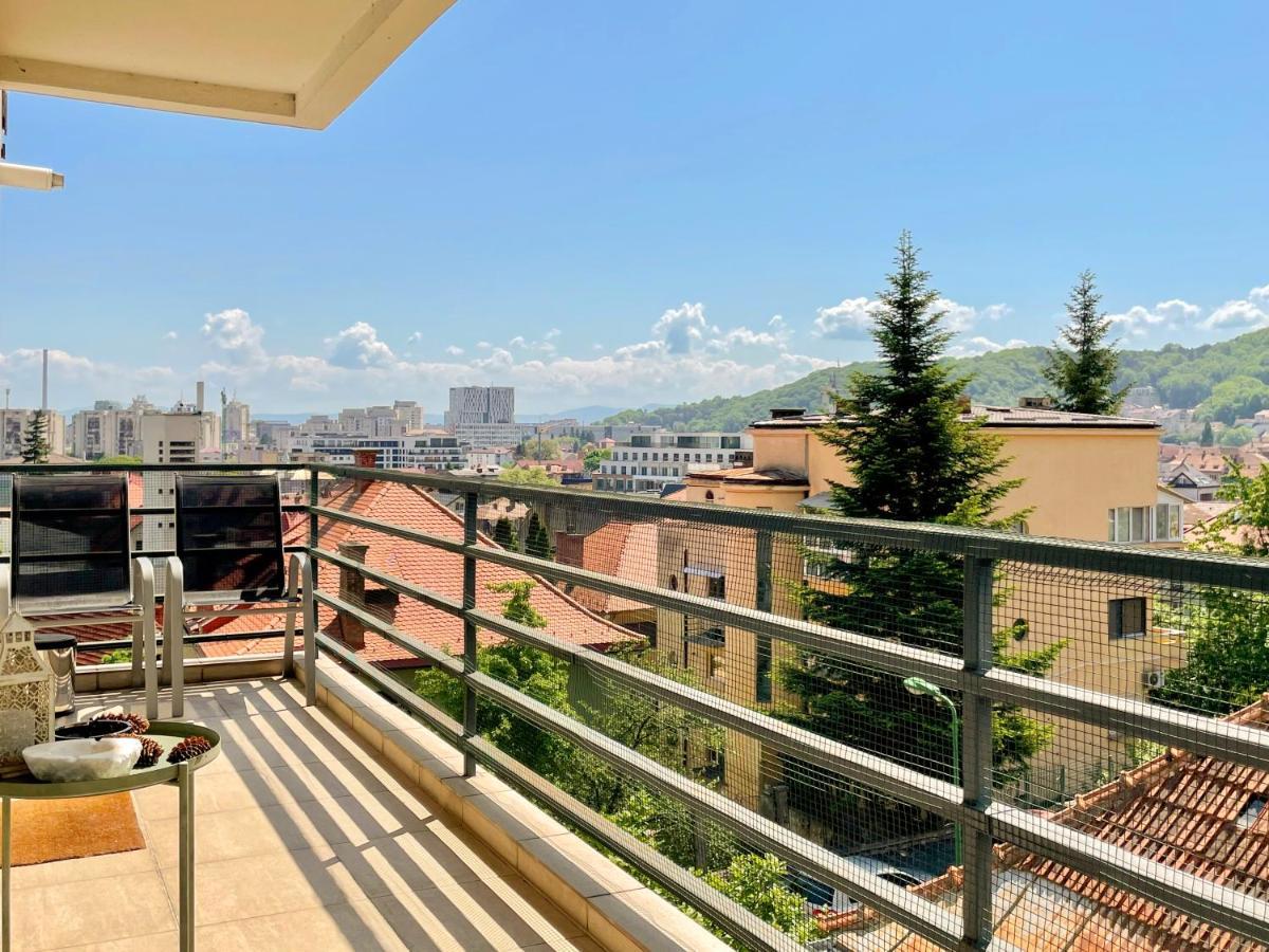 Central Premium Apartment Brassó Kültér fotó