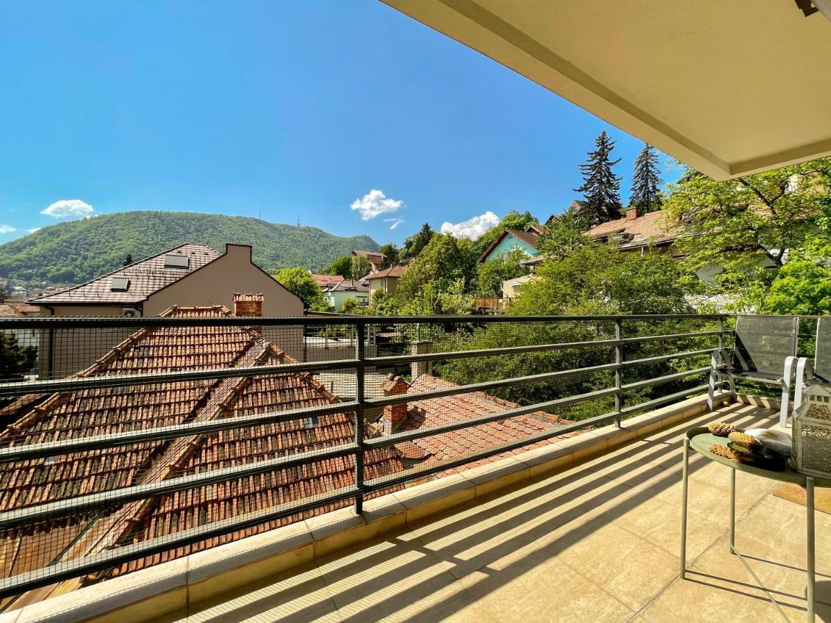 Central Premium Apartment Brassó Kültér fotó