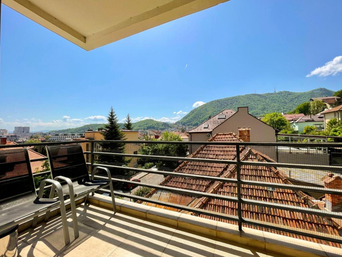 Central Premium Apartment Brassó Kültér fotó