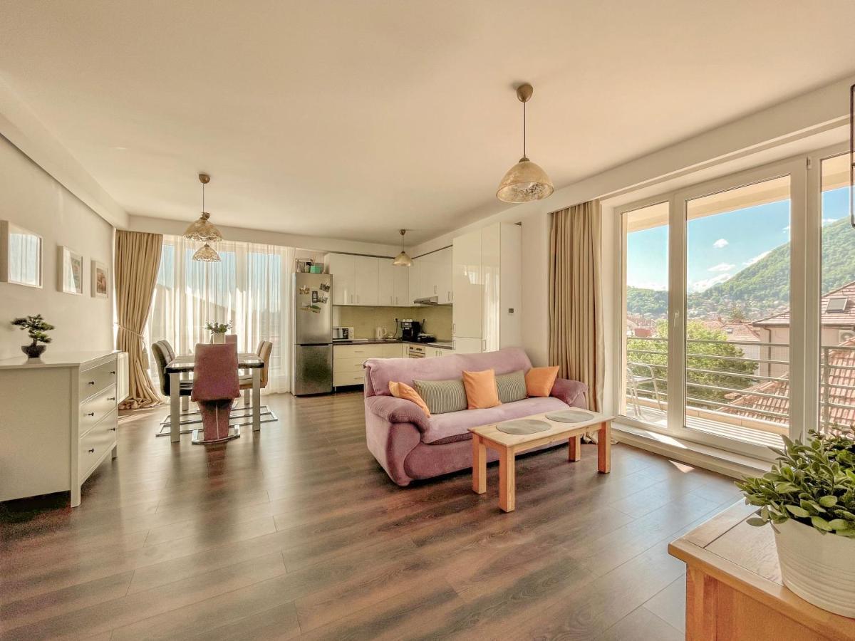 Central Premium Apartment Brassó Kültér fotó