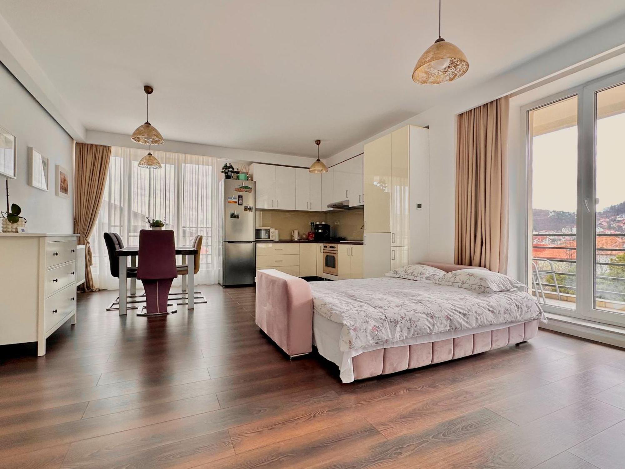 Central Premium Apartment Brassó Kültér fotó