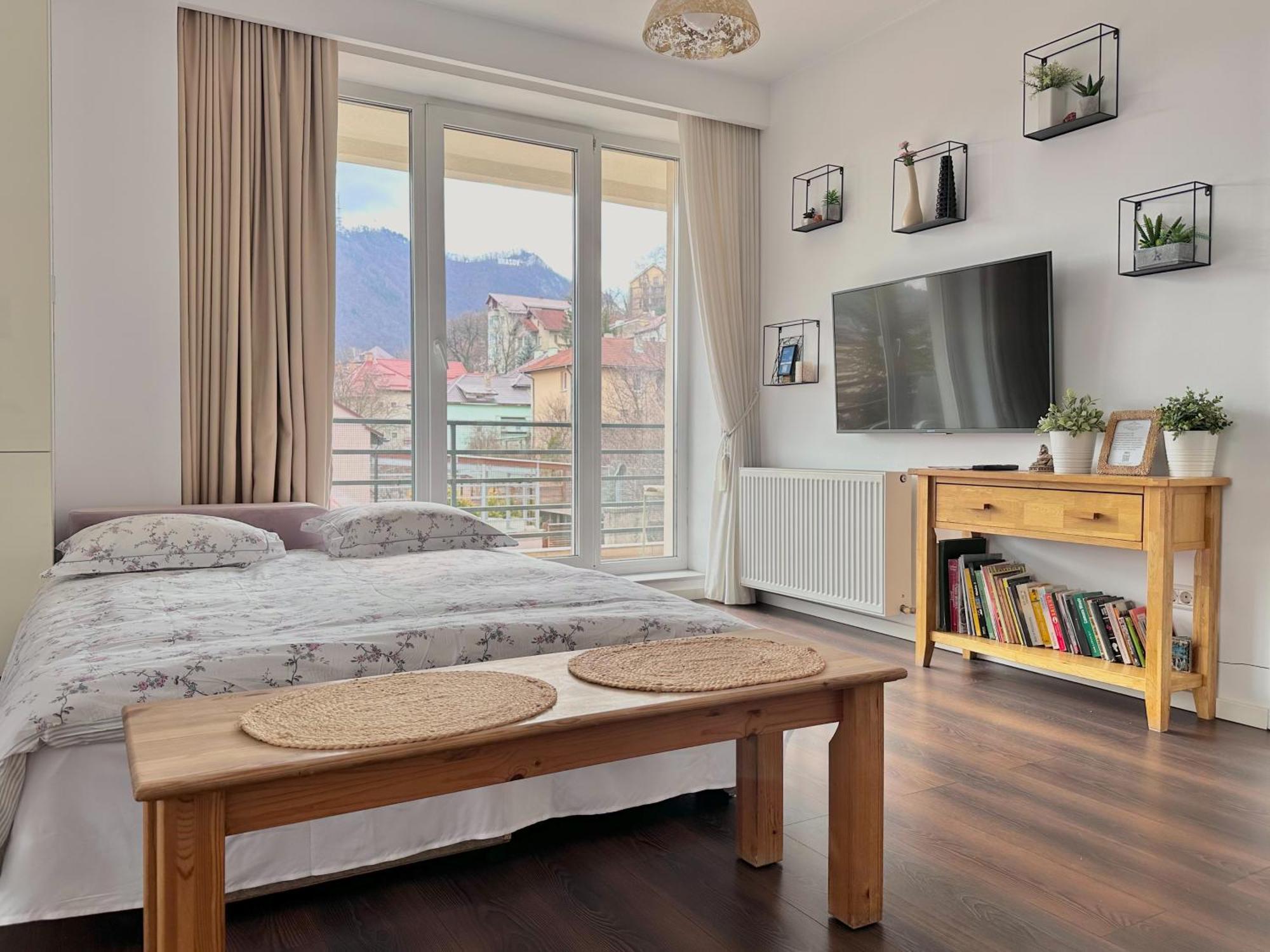 Central Premium Apartment Brassó Kültér fotó