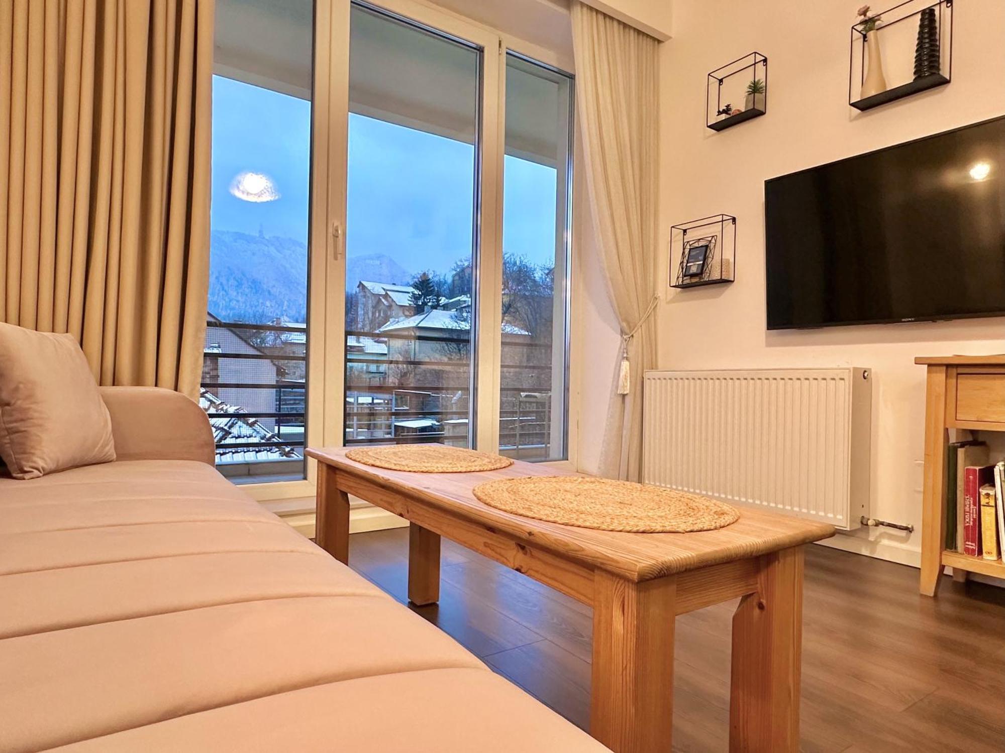 Central Premium Apartment Brassó Kültér fotó